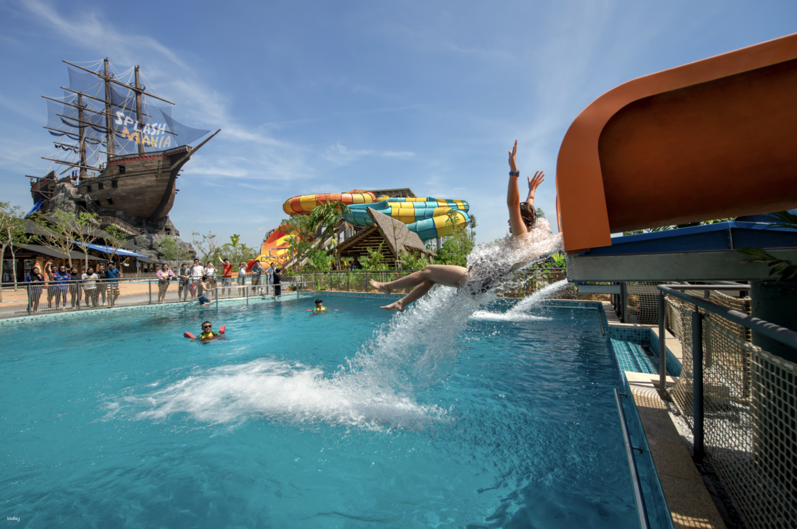 how to book group travel